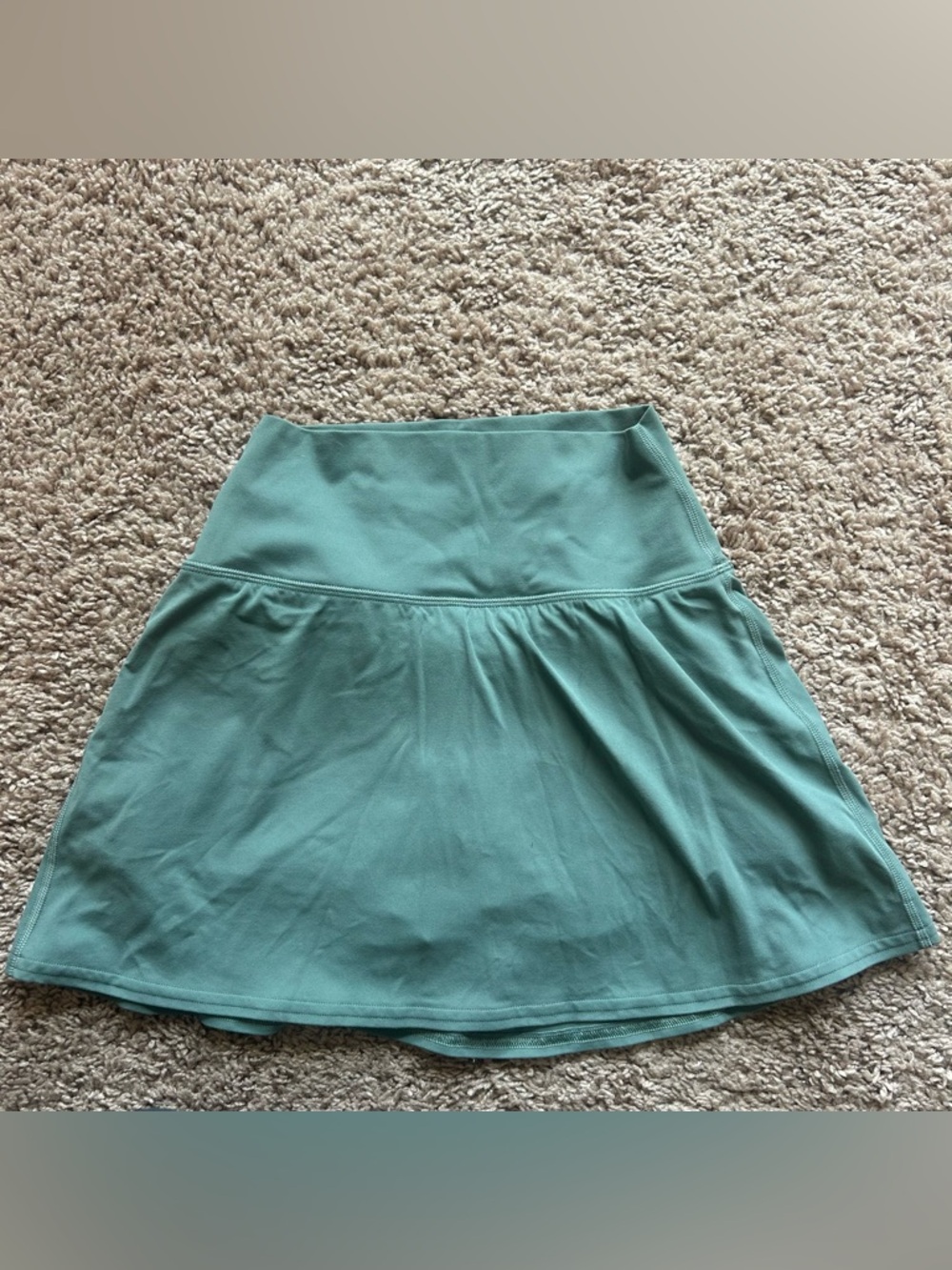 Lululemon Align High-Rise Skirt sage green size 4